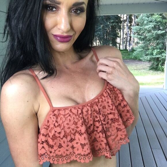 NWT Victoria’s Secret lace Rust bralette - Picture 1 of 5